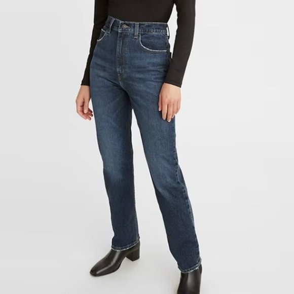 NWT Levi's Premium Women's 70's High Rise Slim Straight Jeans Size 24x29 - Picture 1 of 9